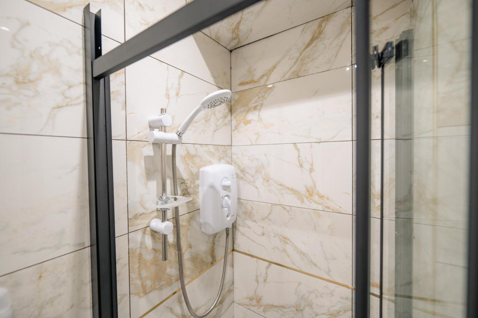 Luxury Apartments In Cardiff City Centre Ngoại thất bức ảnh
